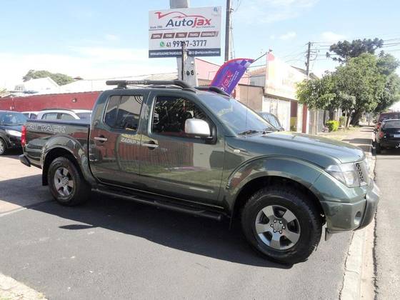 NISSAN FRONTIER 2.5 LE 4X4 CD TURBO ELETRONIC DIESEL 4P AUTOMÁTICO